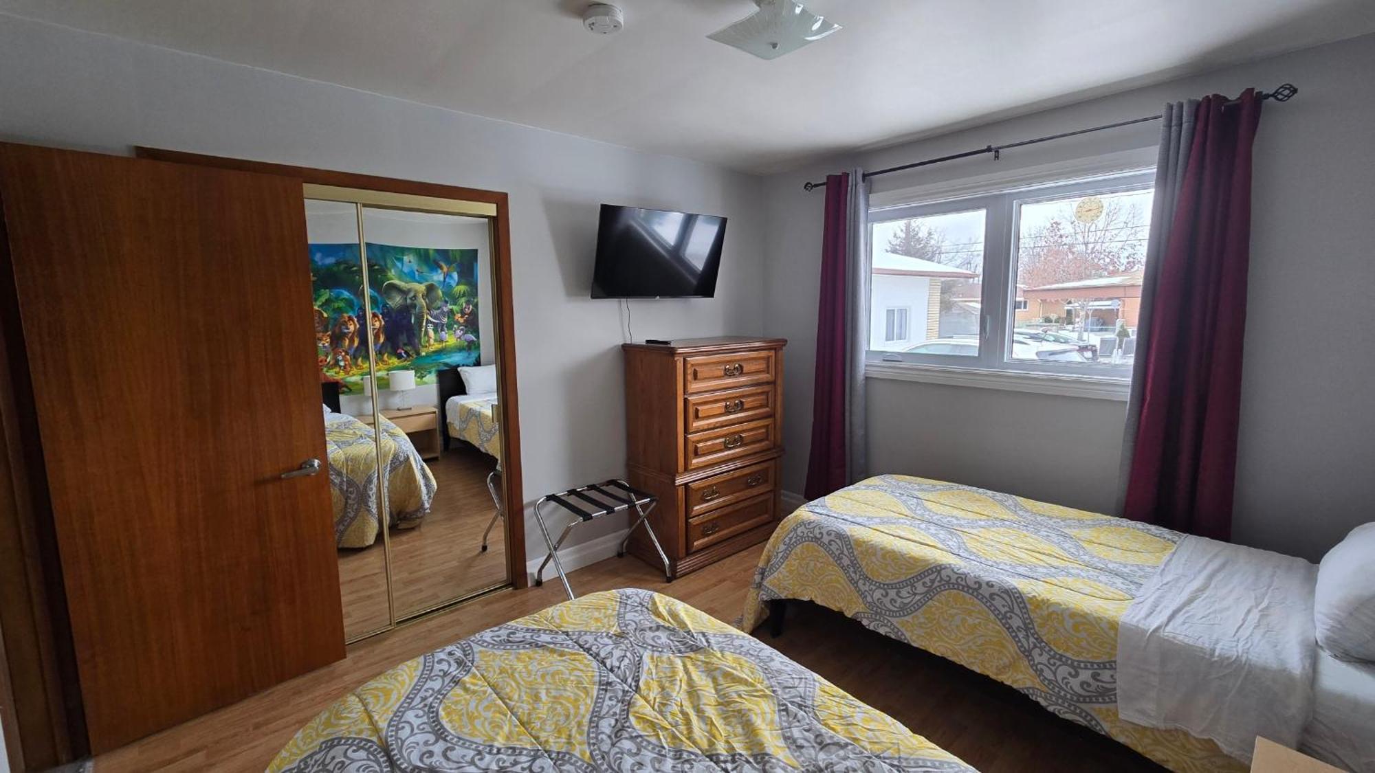 Park #4 - Seacliff Apartment