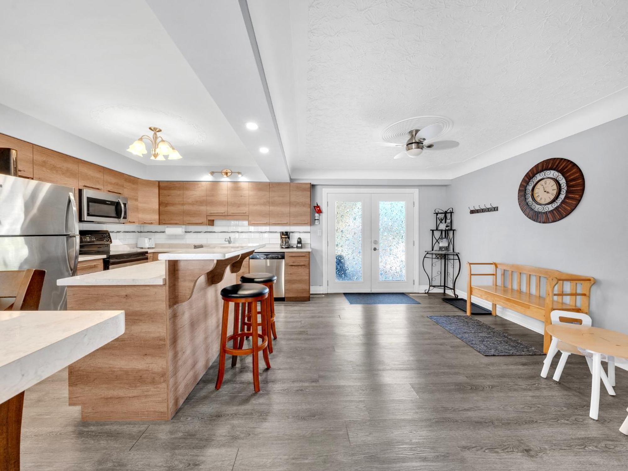 Apartment Park #4 - Seacliff *
